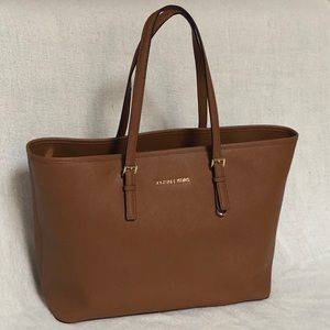 Michael Kors Saffiano Jet Set Travel Tote (Large)